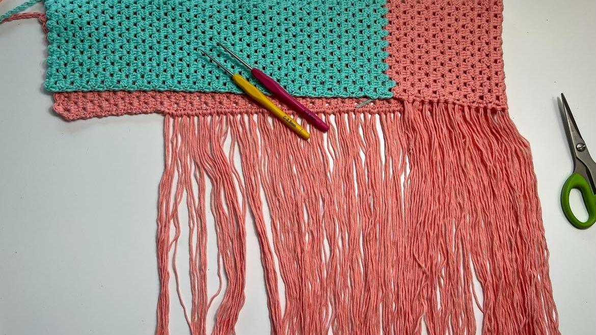 Crochet Fringe Wrap Skirt DIY |